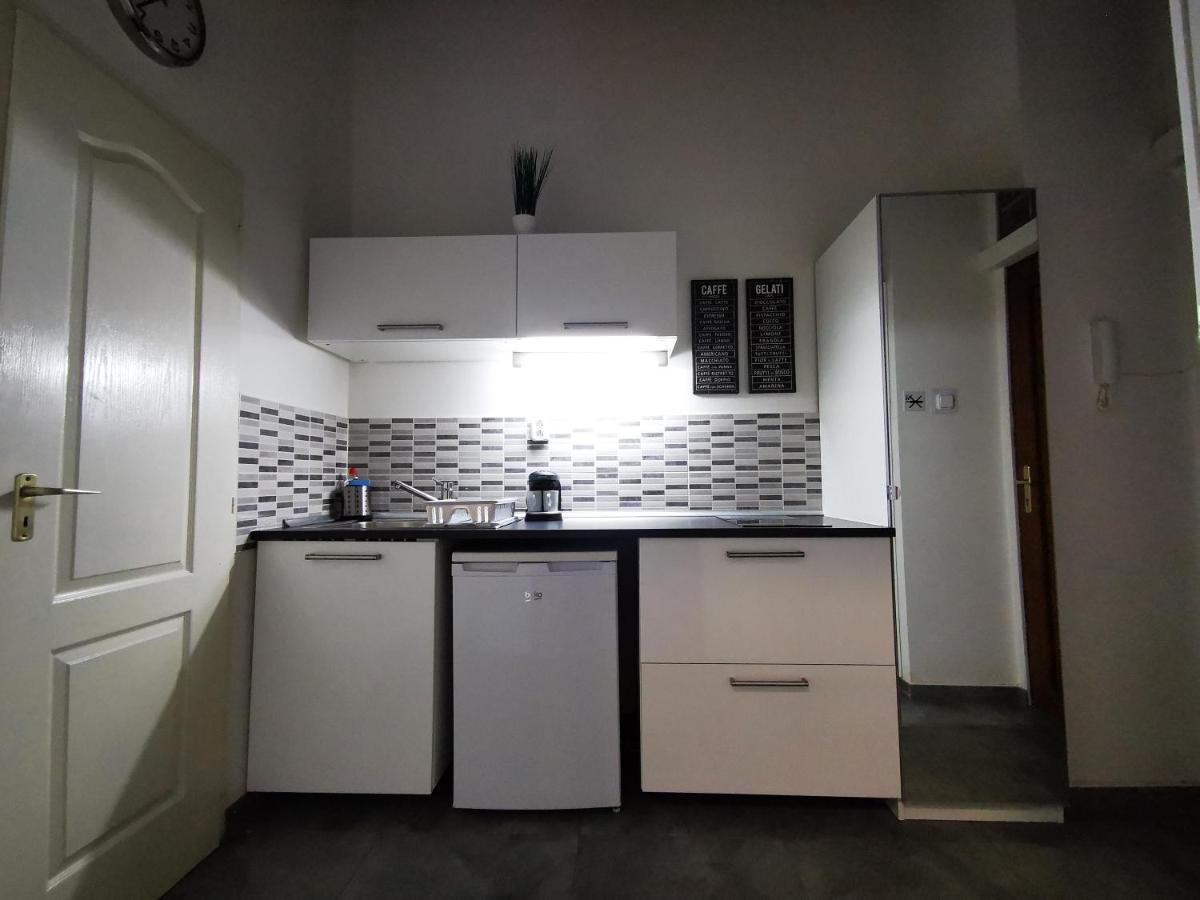 Kst Apartman Διαμέρισμα Βουδαπέστη Εξωτερικό φωτογραφία
